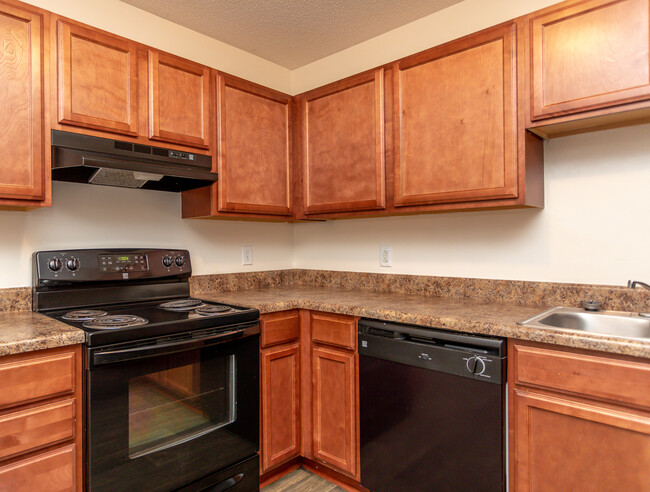 Foxcreek Apartments in Winston-Salem, NC - Building Photo - Interior Photo