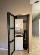 300 NE 42nd St in Boca Raton, FL - Building Photo - Building Photo