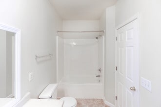 Bayberry Place Apartments in Brownsburg, IN - Foto de edificio - Interior Photo