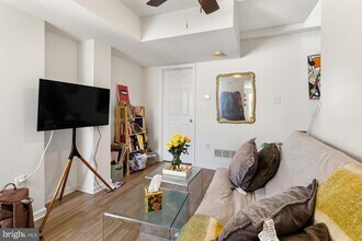 1608 Swain St in Philadelphia, PA - Building Photo - Building Photo