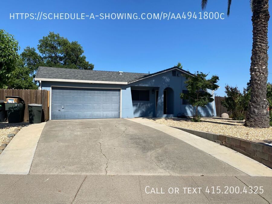8100 Schoonover St in Elverta, CA - Building Photo