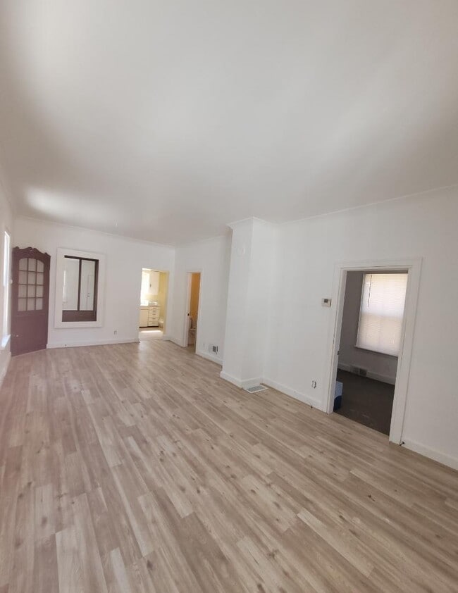 311 W Brown St in Iron Mountain, MI - Building Photo - Building Photo