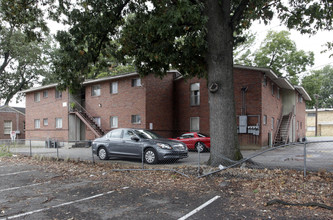 Campus View in Memphis, TN - Building Photo - Building Photo