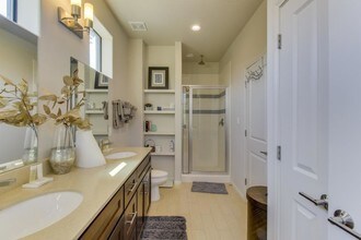124 Cumberland Rd in Austin, TX - Building Photo - Building Photo