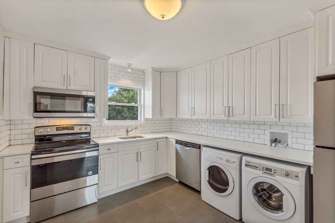 78 Davison St in Garfield, NJ - Building Photo