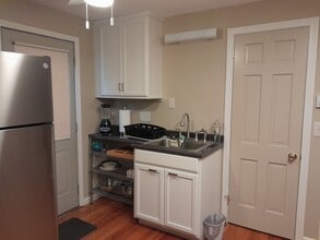 26 Queensbury Dr in Springfield, MA - Foto de edificio - Building Photo