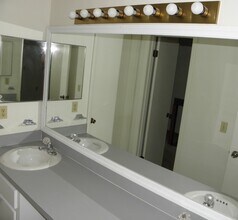 2125 SW 39th Way in Gainesville, FL - Building Photo - Building Photo