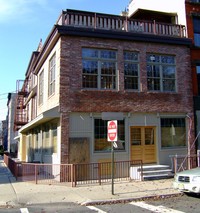 515 Manila St in Jersey City, NJ - Foto de edificio - Building Photo