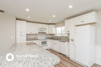 614 25th St SW in Vero Beach, FL - Building Photo - Building Photo