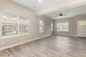 2013 Terrace Ct in Florence, KY - Building Photo - Building Photo