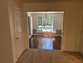 2948 Candlelight Way in Lexington, KY - Building Photo - Building Photo