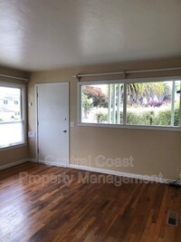 567 Pine Ave in Pacific Grove, CA - Building Photo - Building Photo