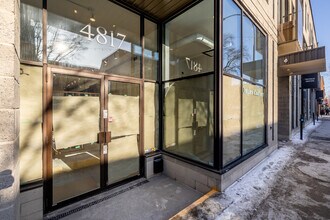 4815-4823 Saint-Laurent in Montréal, QC - Building Photo - Building Photo