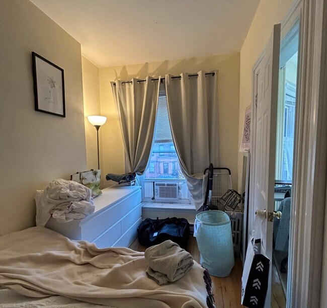 property at 225 Newbury St