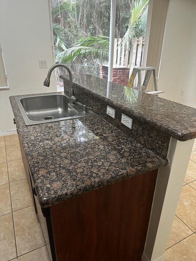 3070 Red Mangrove Ln S in Fort Lauderdale, FL - Building Photo - Building Photo