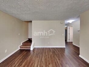 435 Shenandoah Ct in Winder, GA - Foto de edificio - Building Photo