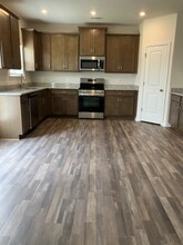 209 Addison Dr in Cartersville, GA - Foto de edificio - Building Photo