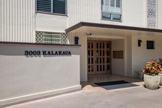 3003 Kalakaua Ave in Honolulu, HI - Building Photo - Building Photo