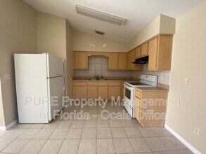 9680 SW 30th Terrace in Ocala, FL - Building Photo - Building Photo