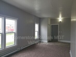 205 3rd Ave SE in Valley City, ND - Building Photo - Building Photo