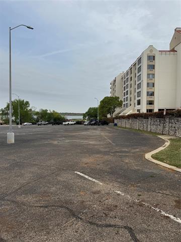 2105 Reflection Bay Dr in Arlington, TX - Foto de edificio - Building Photo