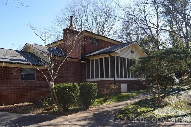 516 S Green St in Statesville, NC - Building Photo - Building Photo