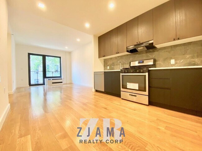 25 E 19th St