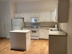 59 Cluff Rd in Salem, NH - Building Photo - Building Photo