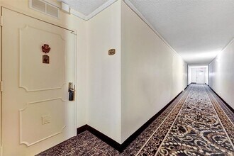 1149 Hillsboro Mile in Hillsboro Beach, FL - Building Photo - Building Photo