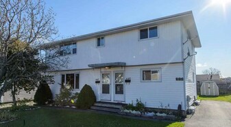 642 Michael Crescent in Saint John, NB - Building Photo