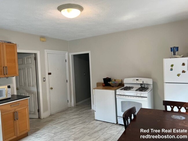 19 Tafthill Ter in Boston, MA - Building Photo - Building Photo