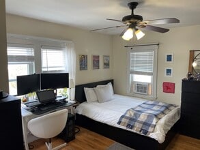 35 Dickinson Rd, Unit Unit 33 in Boston, MA - Building Photo - Building Photo