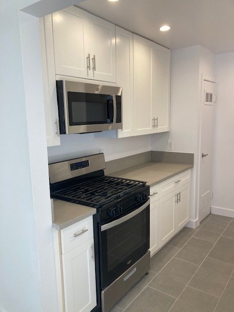 4653 Coldwater Canyon Ave, Unit 6 in Los Angeles, CA - Foto de edificio - Building Photo