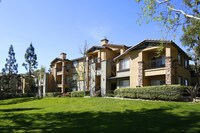 Primary Photo - Colonnade Apartments in Riverside, California