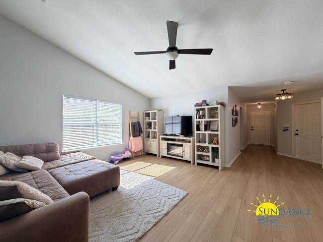 1303 Sterling Point Dr in Gulf Breeze, FL - Building Photo - Building Photo