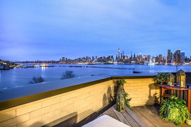 property at 3 Henley Pl