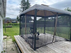 871 Champlain St in Ottawa, ON - Building Photo - Building Photo