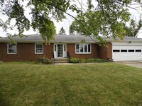 619 Cumberland Ave in West Lafayette, IN - Foto de edificio - Building Photo