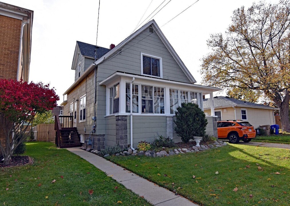 2721 73rd St in Kenosha, WI - Building Photo