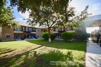 2924 N J St-Unit -221 in McAllen, TX - Building Photo - Building Photo