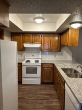 13733 Fairhill Ave in Edmond, OK - Building Photo - Building Photo