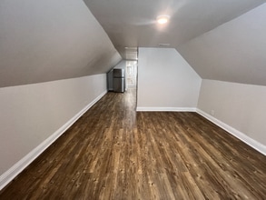 8208 S South Shore Dr in Chicago, IL - Building Photo - Building Photo