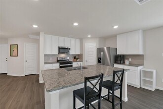 16659 Olivewood Ln in Conroe, TX - Building Photo - Building Photo