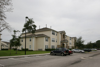 University Club in Sarasota, FL - Building Photo - Building Photo