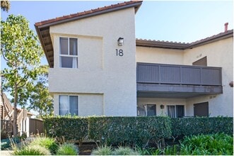 18 Corniche Dr in Dana Point, CA - Building Photo - Building Photo
