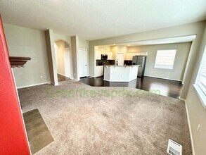 21403 SW Susan Ln in Beaverton, OR - Building Photo - Building Photo
