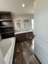 15926 S Flores St in San Antonio, TX - Building Photo - Building Photo