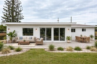 1240 Binney Dr in Fort Pierce, FL - Building Photo - Building Photo