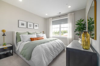 The Edge at Main in Somerville, NJ - Foto de edificio - Interior Photo
