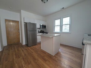 1520 W Melrose St in Chicago, IL - Building Photo - Building Photo